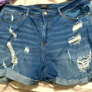 EUC 3x Judy Blue distressed shorts